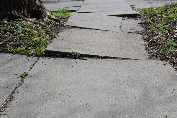 Concrete Sidewalk Leveling in Sterling Heights